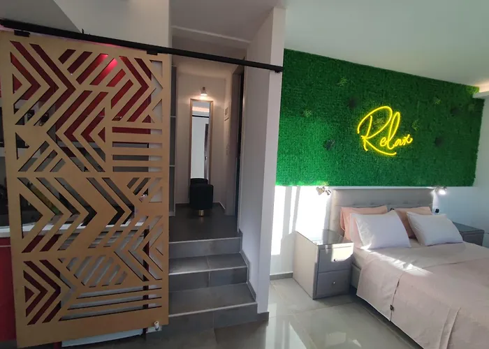 Theasis 5 Luxury With Sea View 公寓 新马尔马拉斯