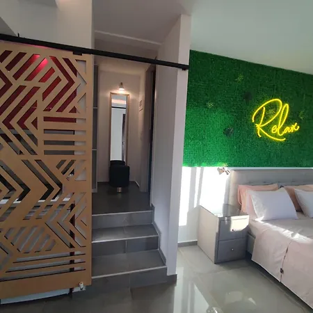 Theasis 5 Luxury With Sea View Appartamento Neos Marmaras